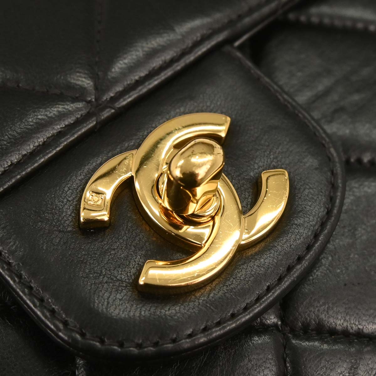 Chanel 1996-1997 Black Lambskin Medium Single Flap Shoulder Bag