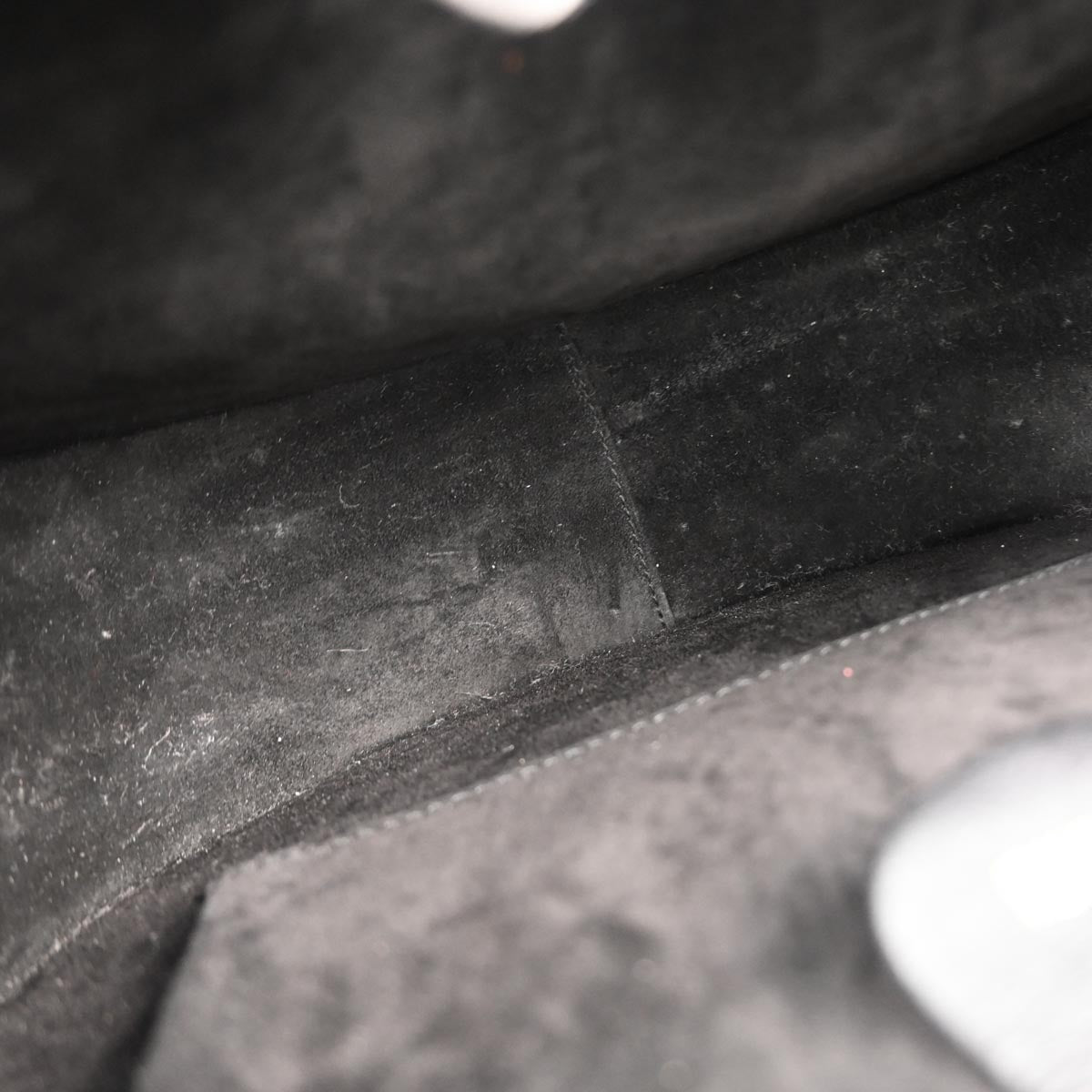 Gucci Black Leather Sherry Shoulder Bag