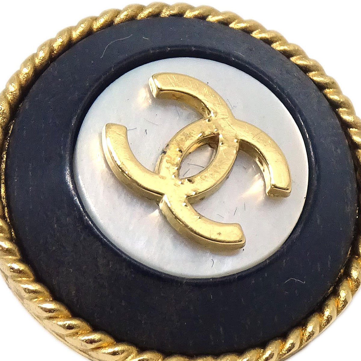 Chanel Costume Pearl Button Clip-On Earrings Gold 94P