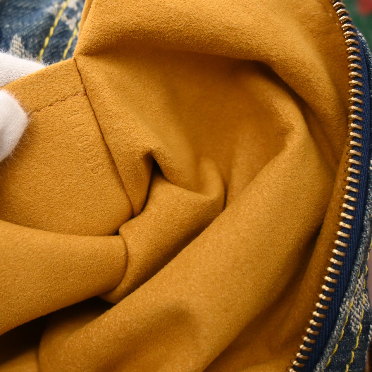 Louis Vuitton 2005 Blue Monogram Denim Baggy GM Hobo Shoulder Bag M95048