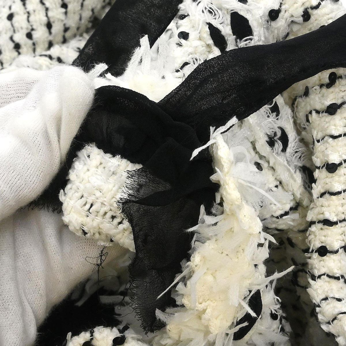 Chanel 2005 Single Breasted Jacket White #34