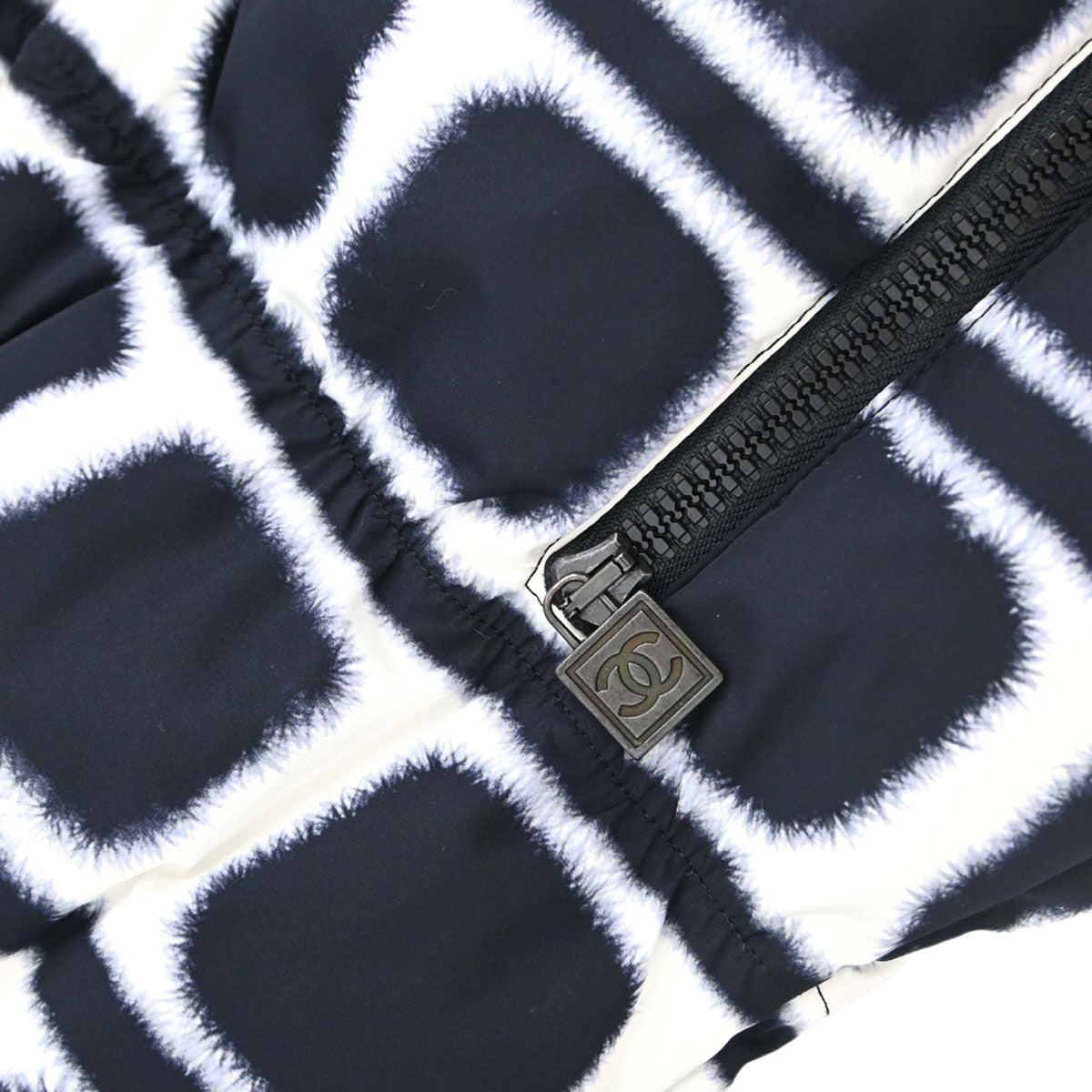 Chanel 2007 Sport Line Zip Up Jacket Black White #34