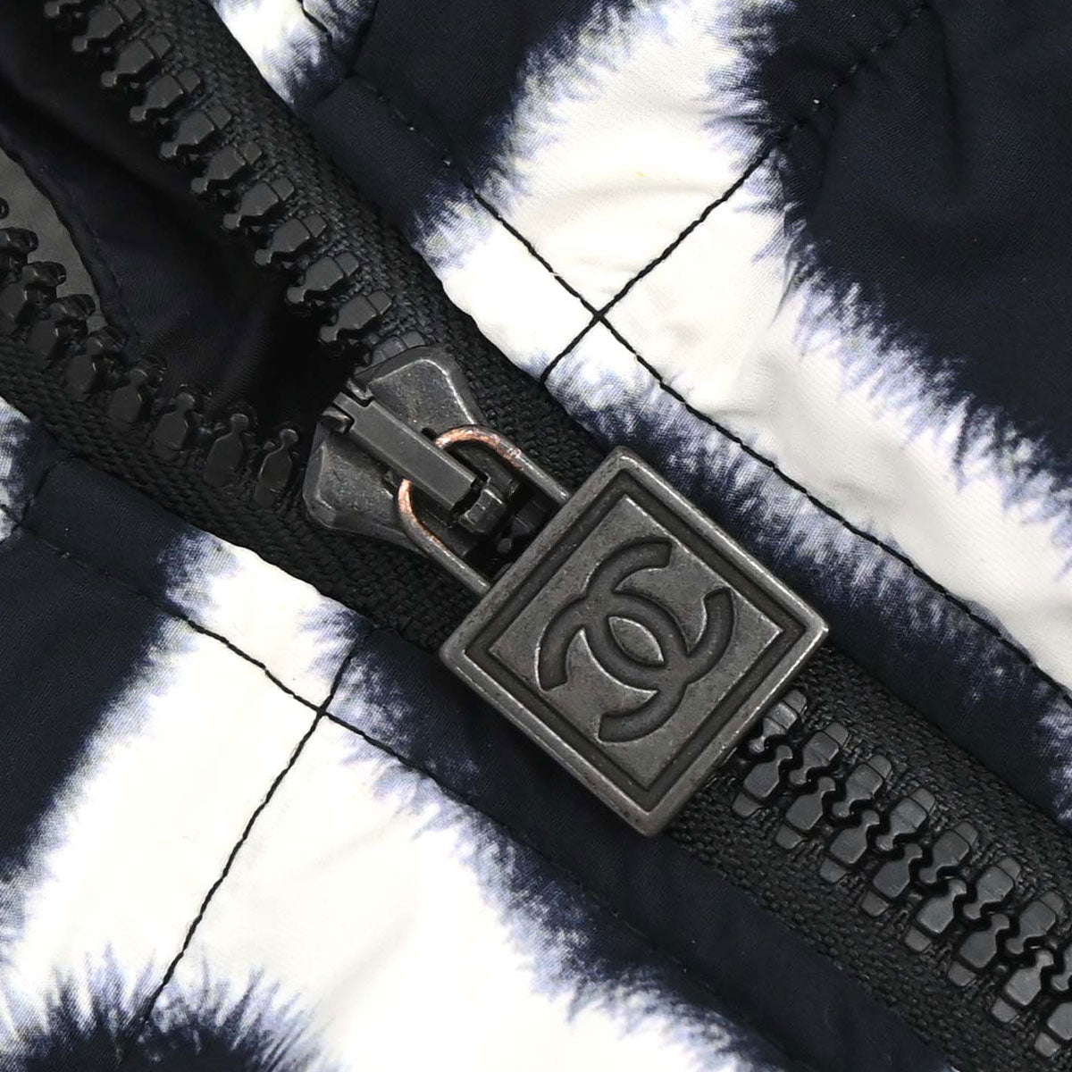 Chanel 2007 Sport Line Zip Up Jacket Black White #34