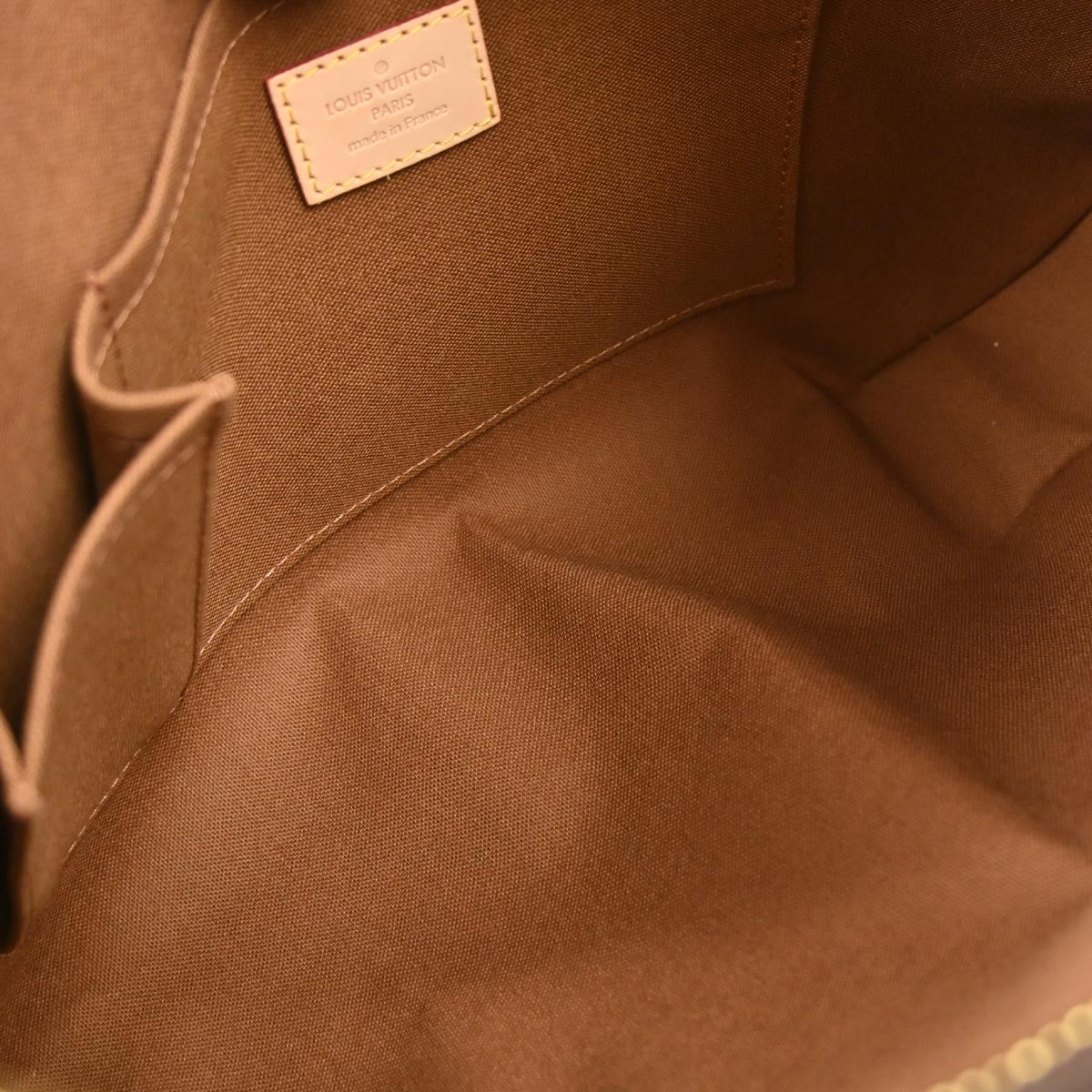 Louis Vuitton Monogram Thames GM Hobo Handbag M56383