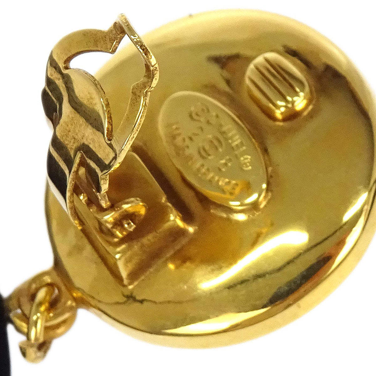 Chanel Hoop CC Dangle Clip-On Earrings Costume Pearl Gold 28