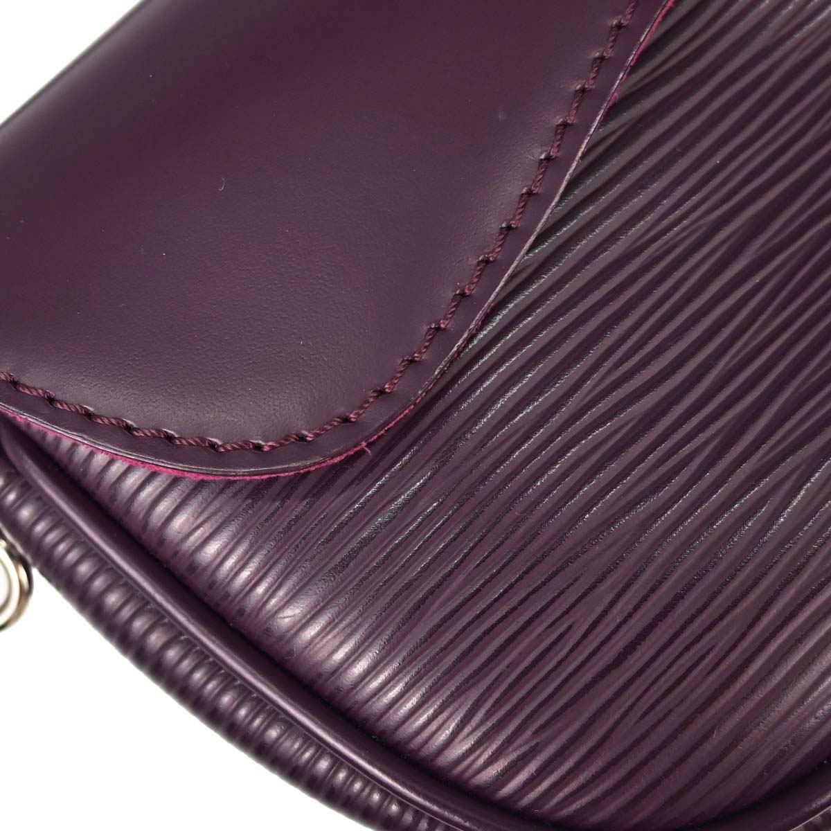Louis Vuitton Purple Epi Pochette Montaigne Handbag M5929K