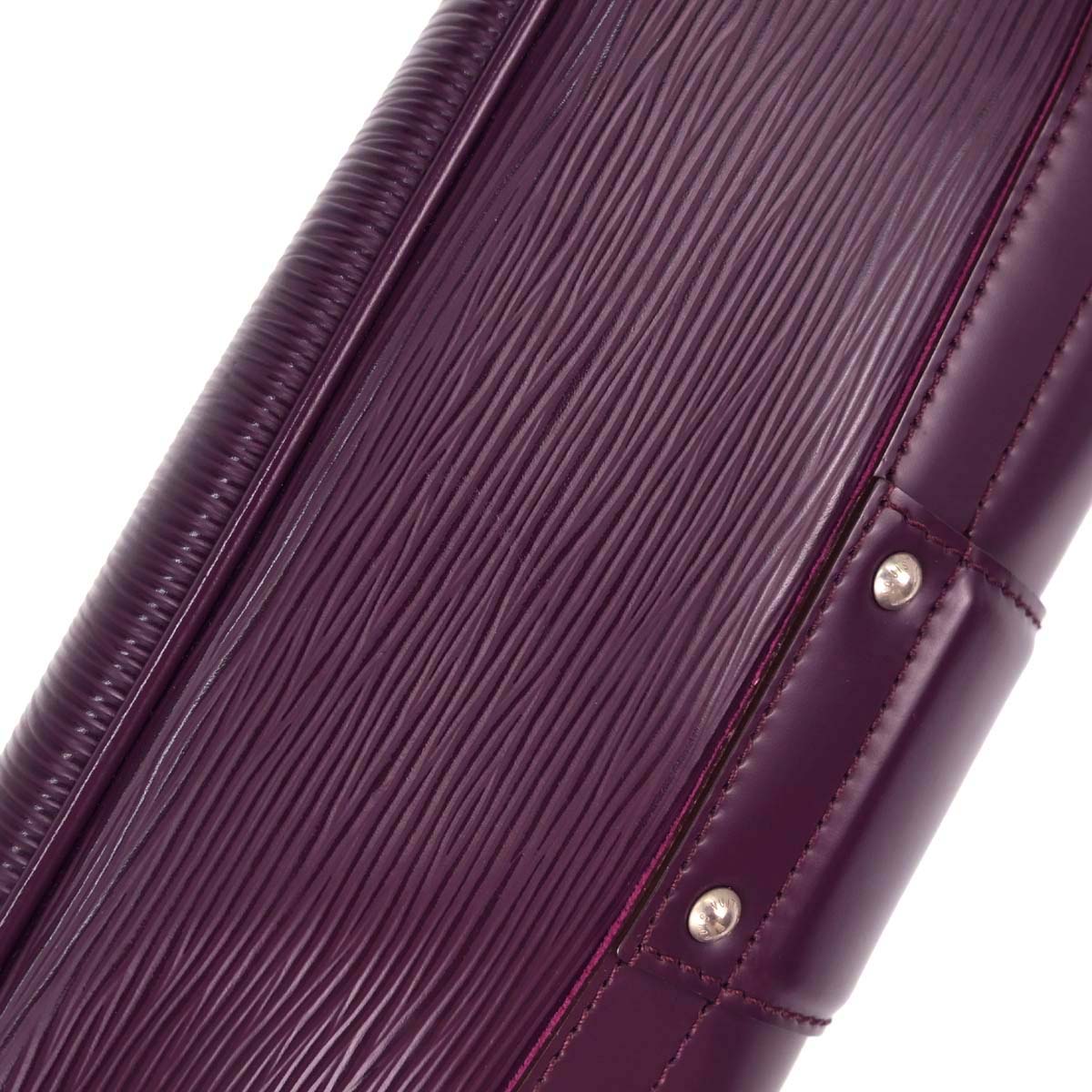 Louis Vuitton Purple Epi Pochette Montaigne Handbag M5929K