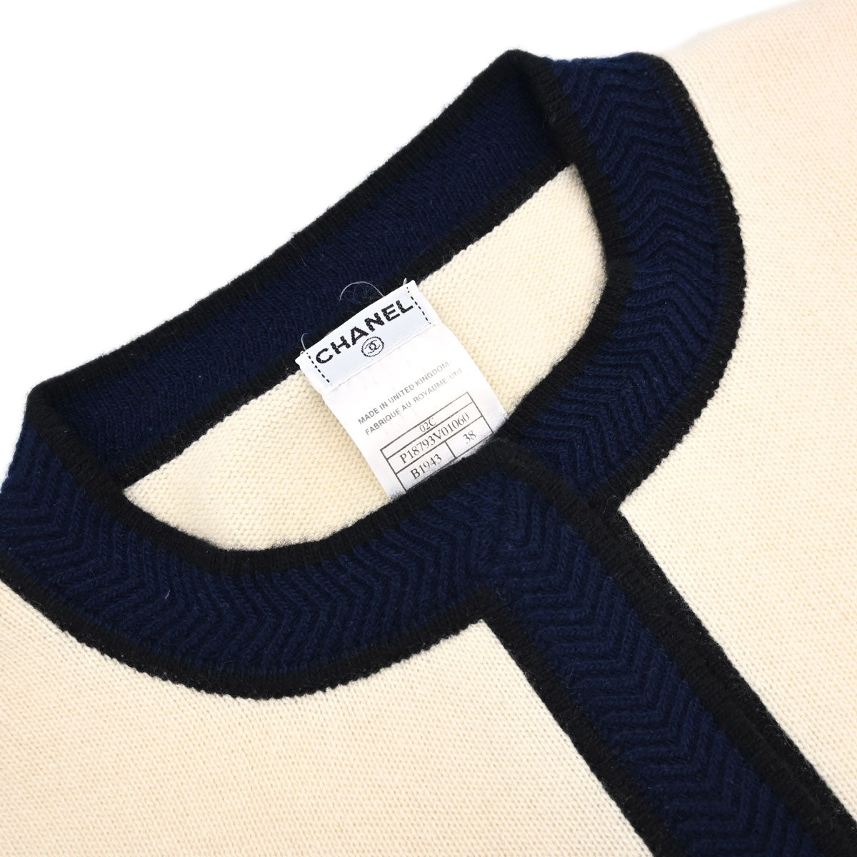 Chanel 2002 Knit Cardigan Ivory #38