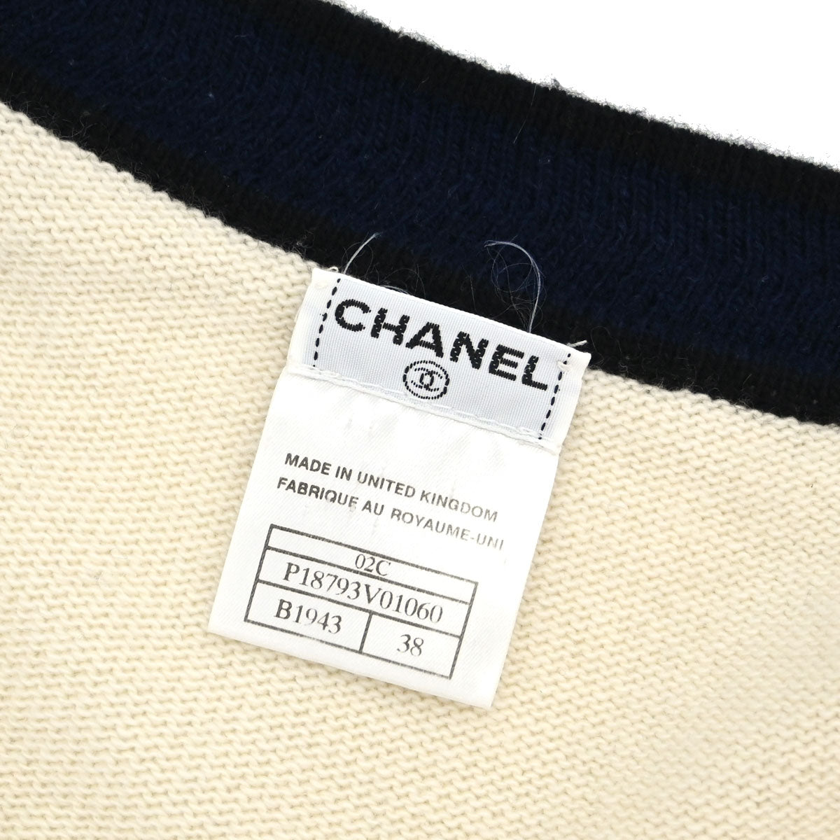 Chanel 2002 Knit Cardigan Ivory #38