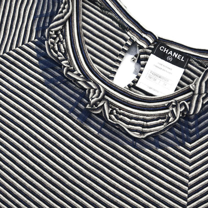 Chanel 2011 Short Sleeve T-shirt Border Navy #34