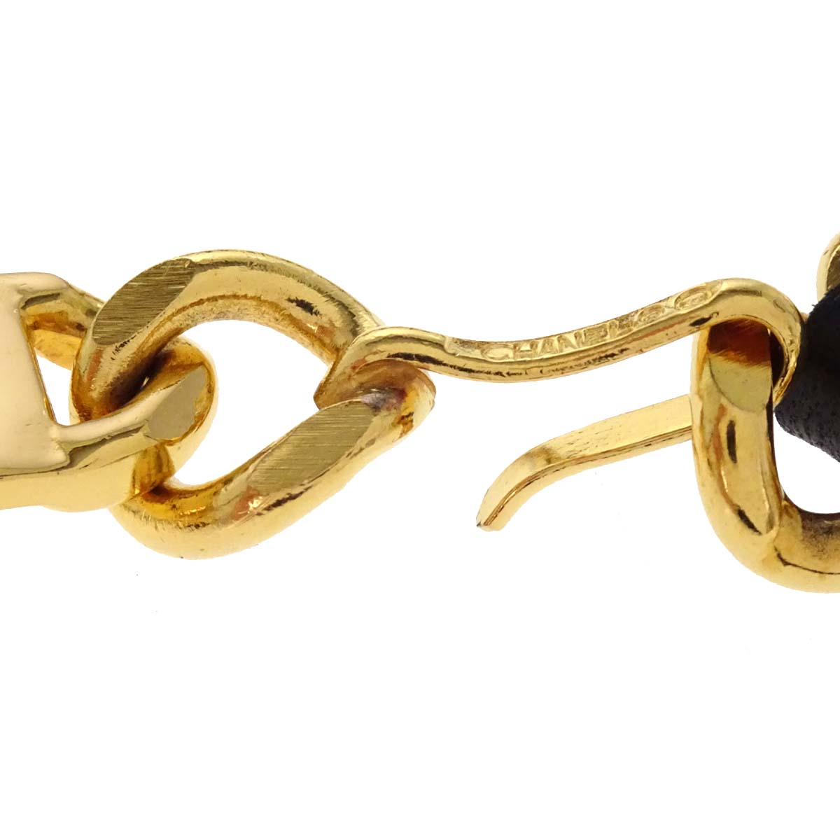 Chanel Chain Belt Medallion Gold Black Small Good