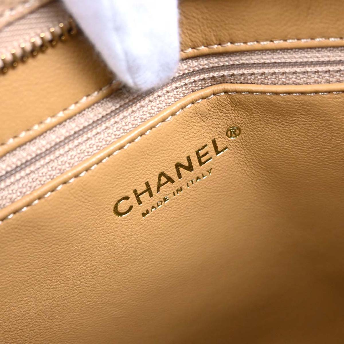 Chanel 2003-2004 Beige Caviar Skin Medallion Tote Handbag