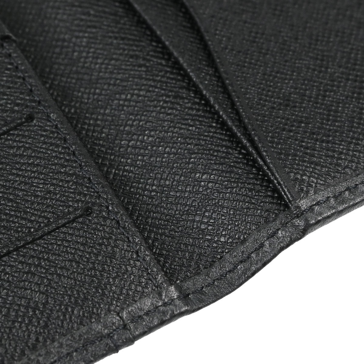 Louis Vuitton Black Taiga Organizer De Poche Cardholder M30512