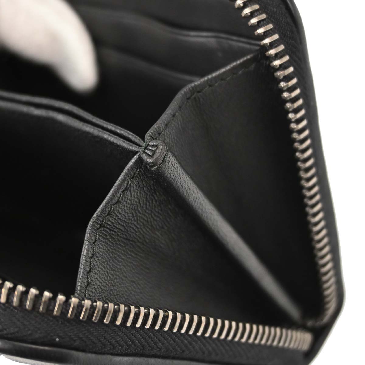 Bottega Veneta Black Lambskin Intrecciato Zip-Around Wallet