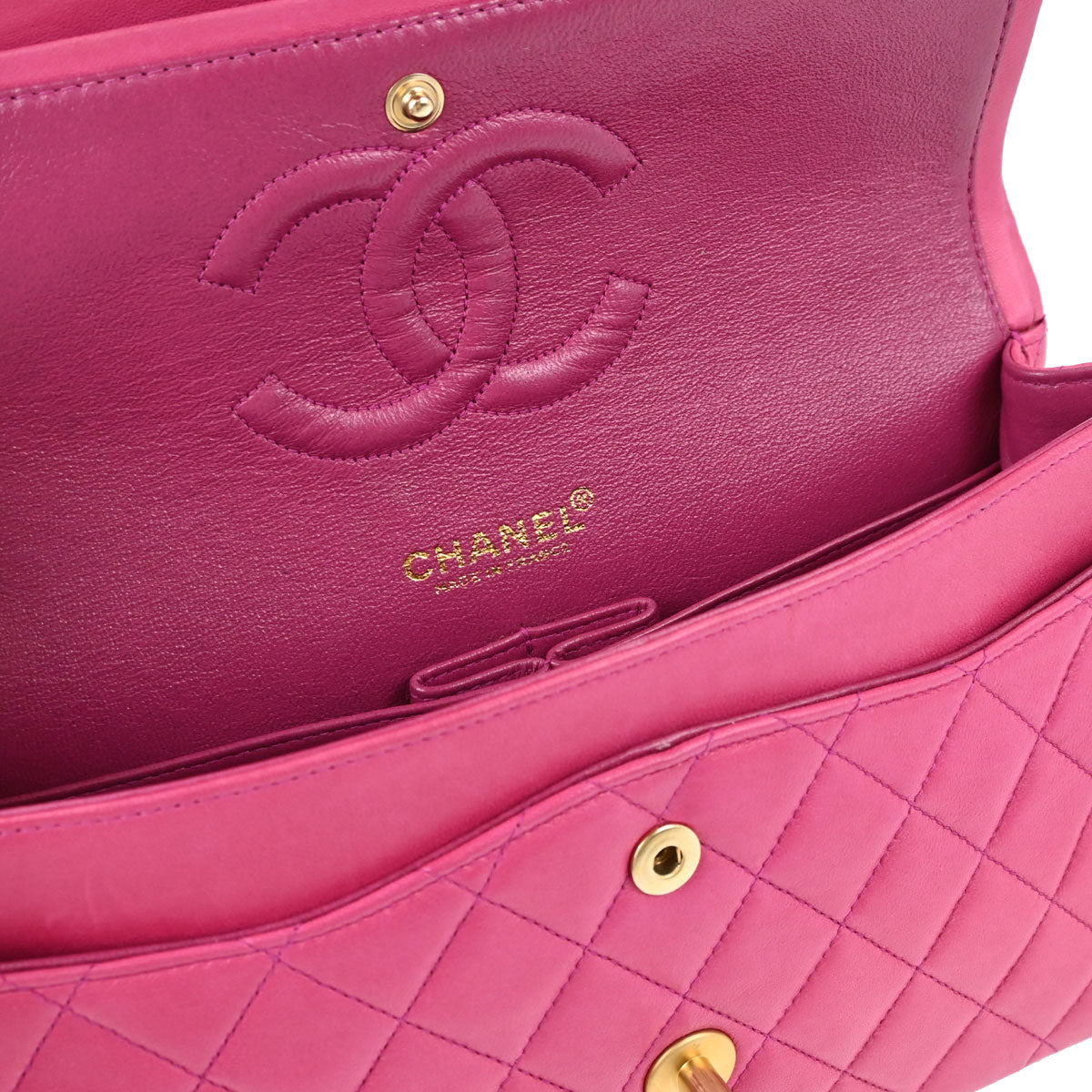 Chanel 2000-2002 Pink Lambskin Medium Classic Double Flap Shoulder Bag