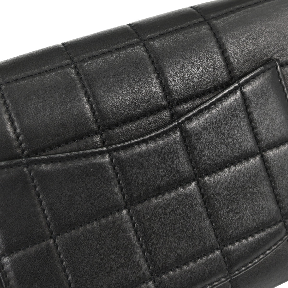 Chanel 2002-2003 Black Lambskin Choco Bar Single Flap Shoulder Bag