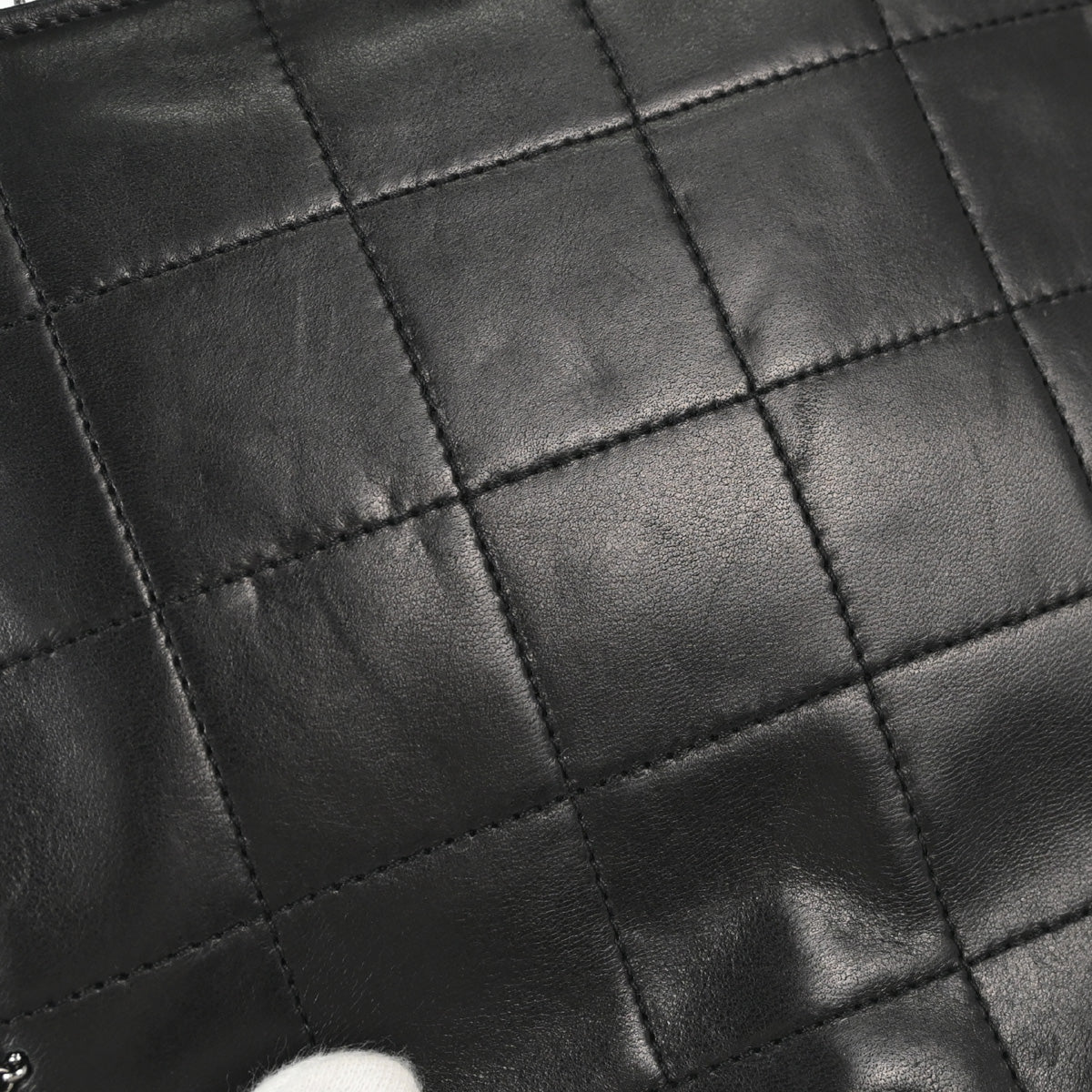 Chanel 2002-2003 Black Lambskin Fringe Chocolate Bar Shoulder Bag