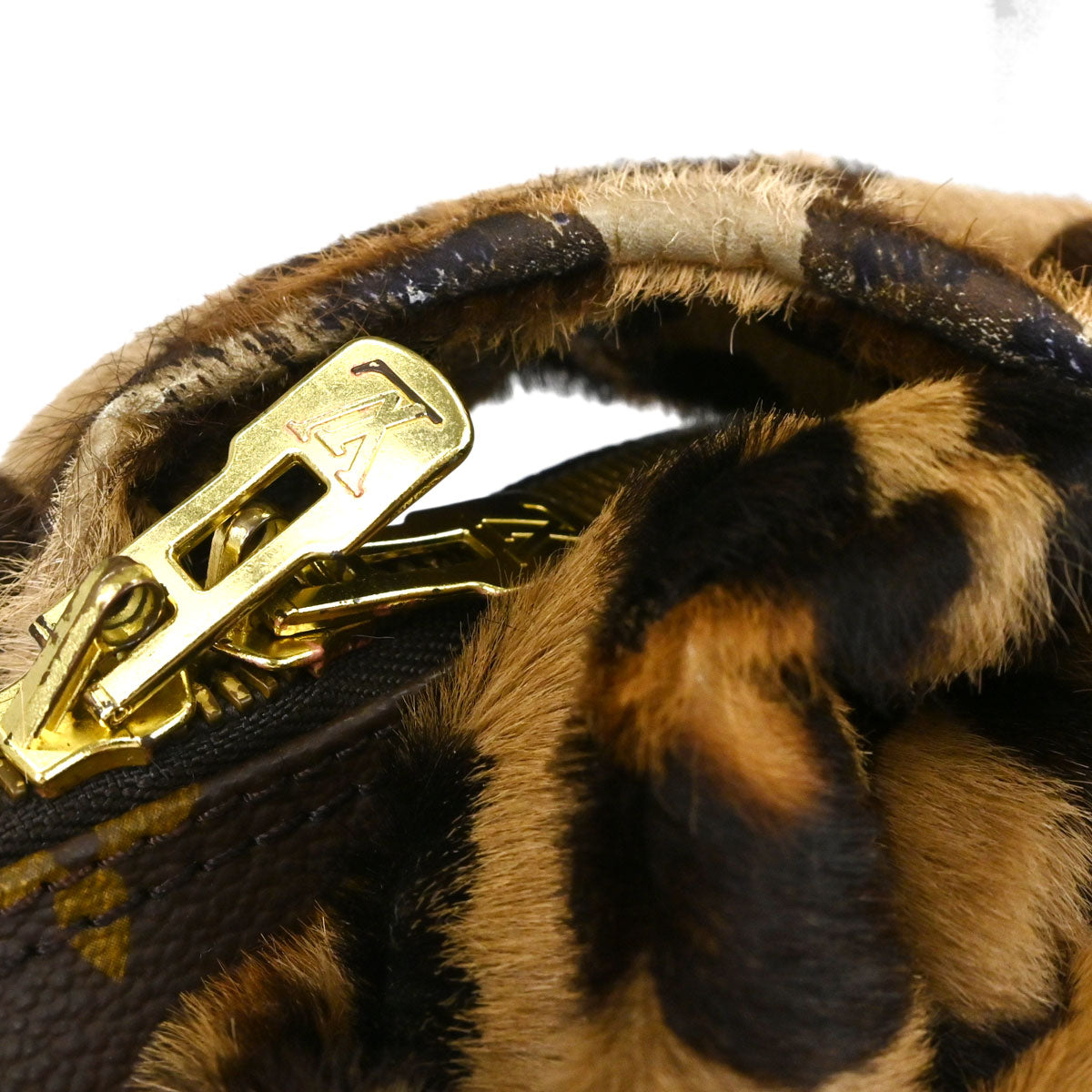 Louis Vuitton Monogram Pony Hair Leopard Alma Handbag M99032