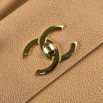 Chanel 1994-1996 Beige Caviar Skin Drawstring Shoulder Bag