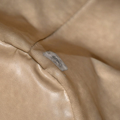 Chanel 1994-1996 Beige Caviar Skin Drawstring Shoulder Bag