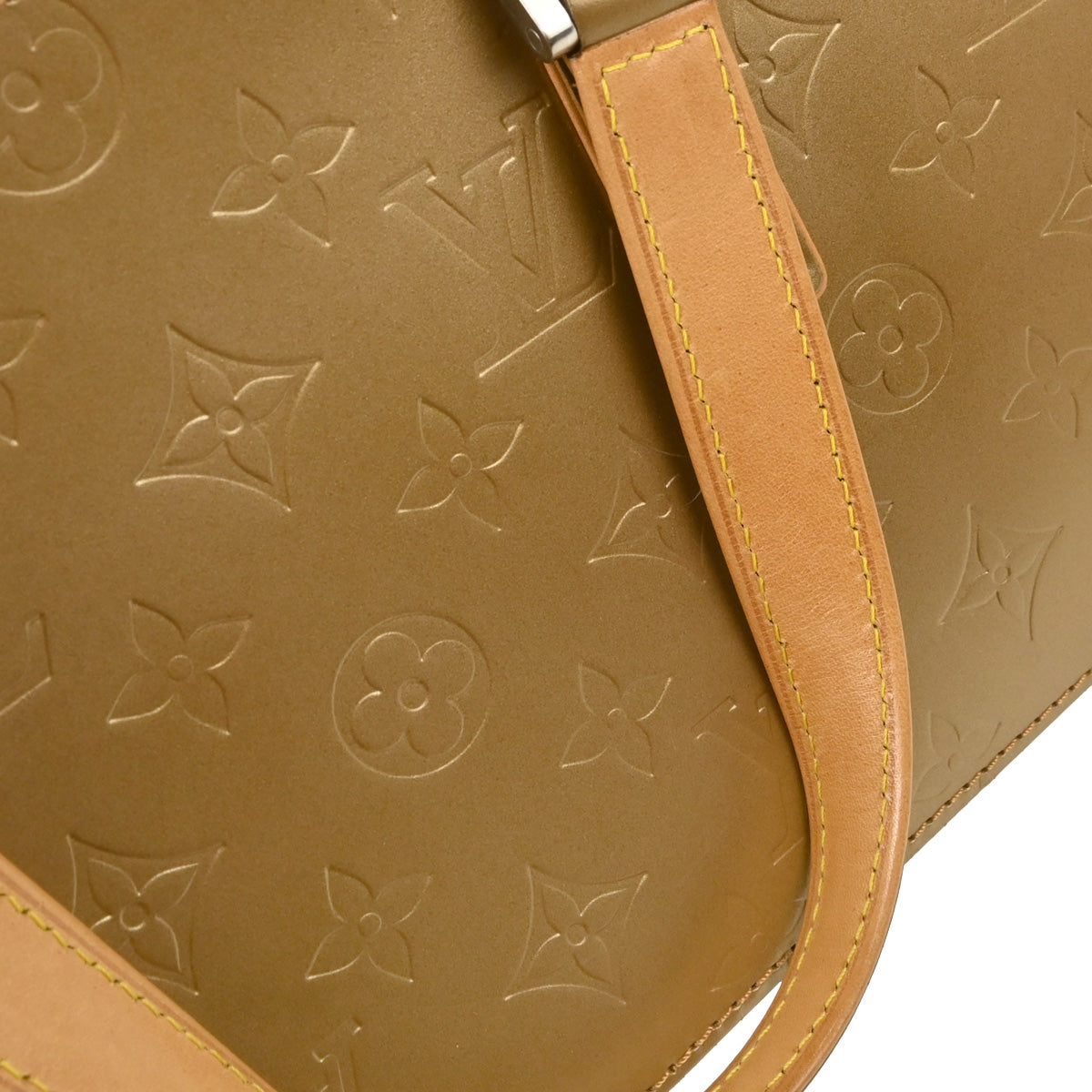 Louis Vuitton Gold Monogram Mat Shelton MM Handbag M55177