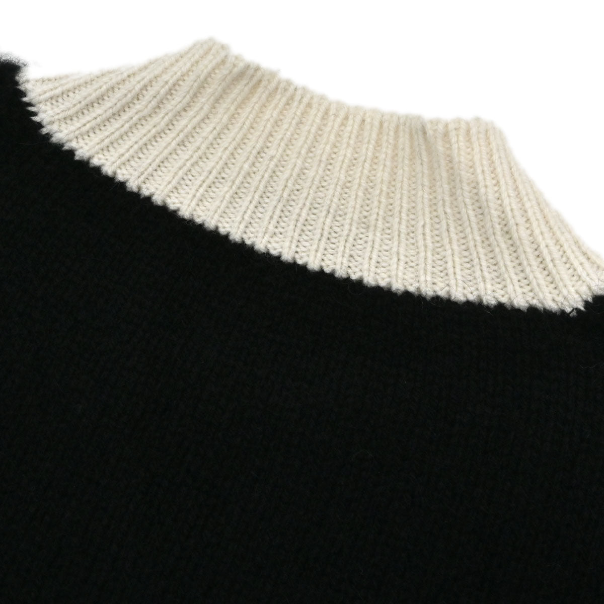 Chanel 1996 Short Sleeve Sweater Knit Top Black #40