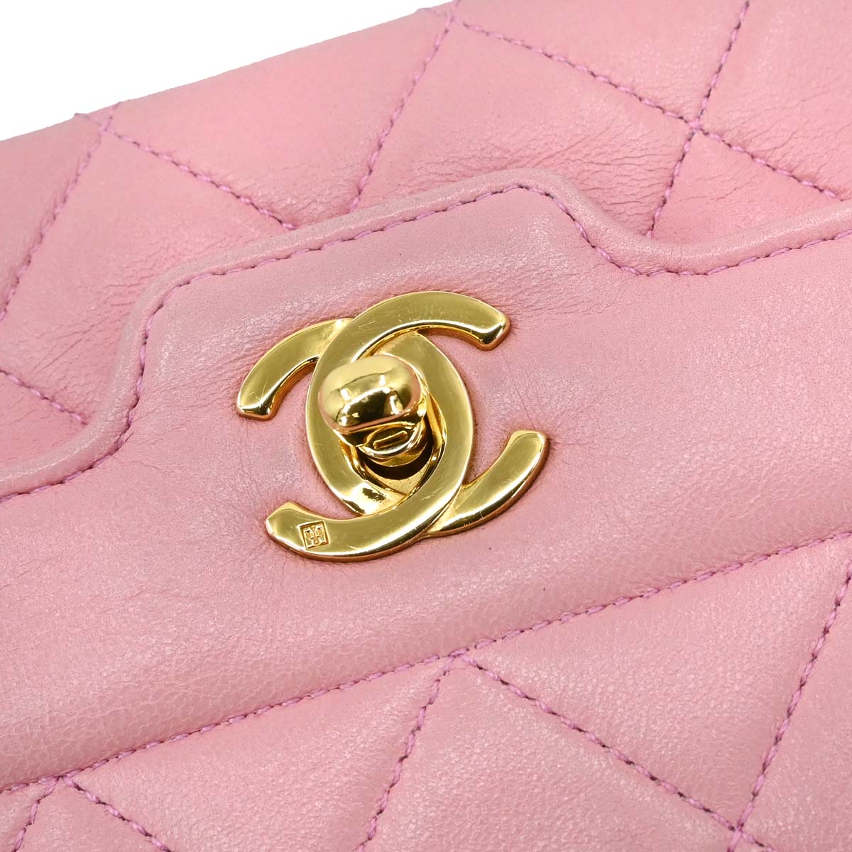 Chanel 1989-1991 Pink Lambskin Shoulder Bag
