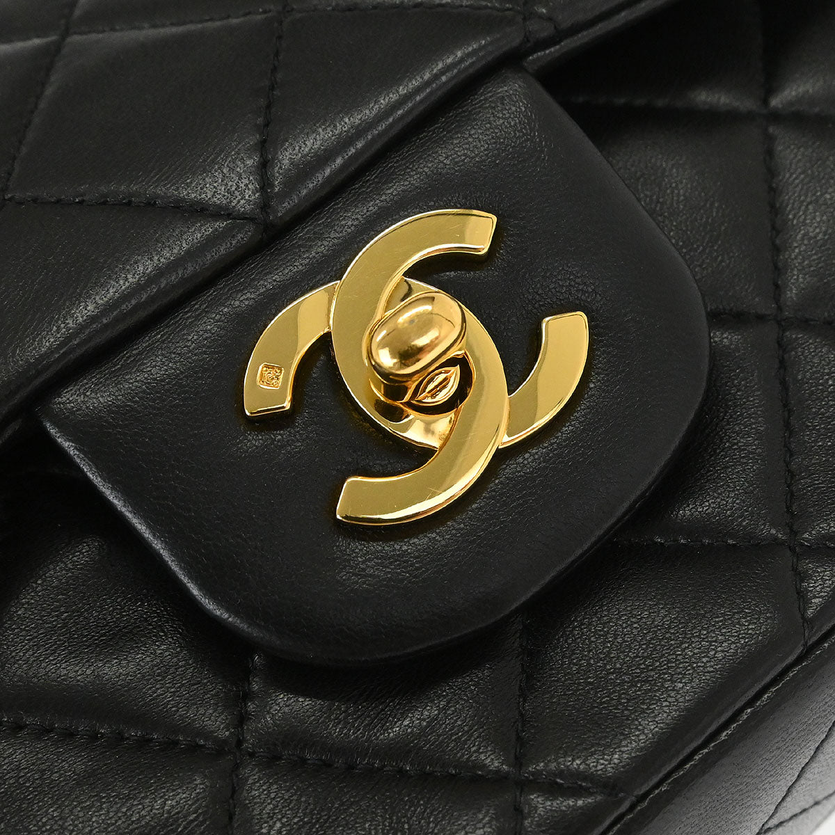 Chanel Black Lambskin Medium Classic Double Flap Shoulder Bag