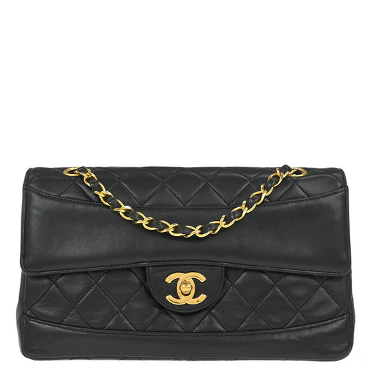 Chanel 1989-1991 Black Lambskin Single Flap Shoulder Bag