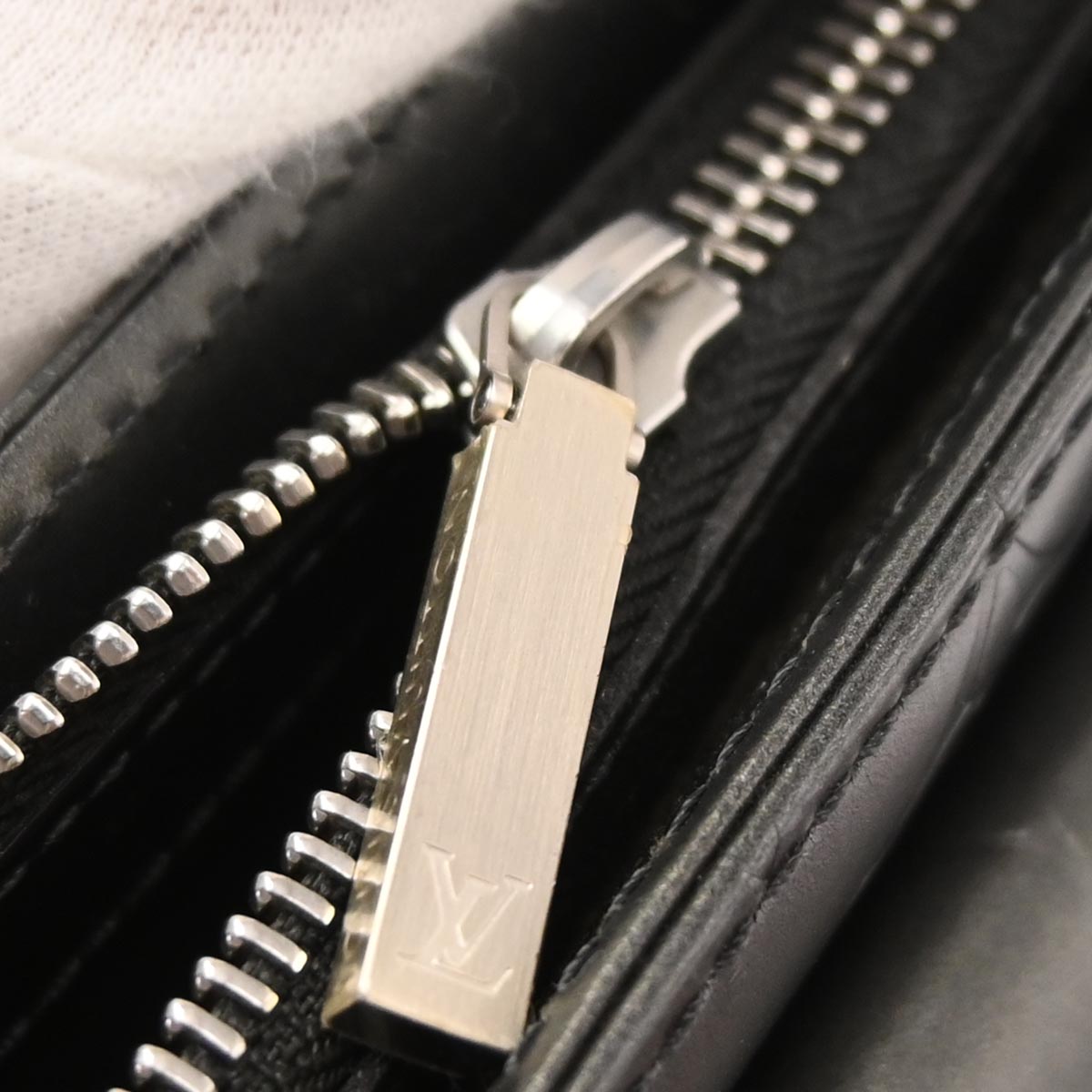 Louis Vuitton Black Monogram Mat Alston Shoulder Bag M55122