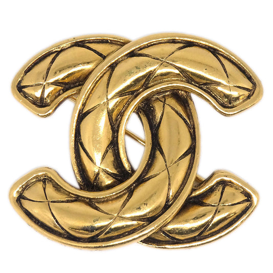 Chanel Quilted CC Brooch Pin Small Gold 1153