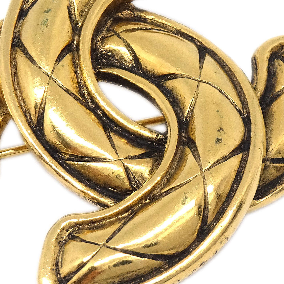 Chanel Quilted CC Brooch Pin Small Gold 1153