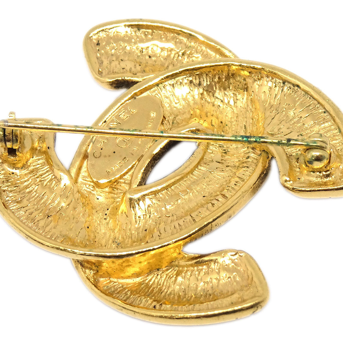 Chanel Quilted CC Brooch Pin Small Gold 1153