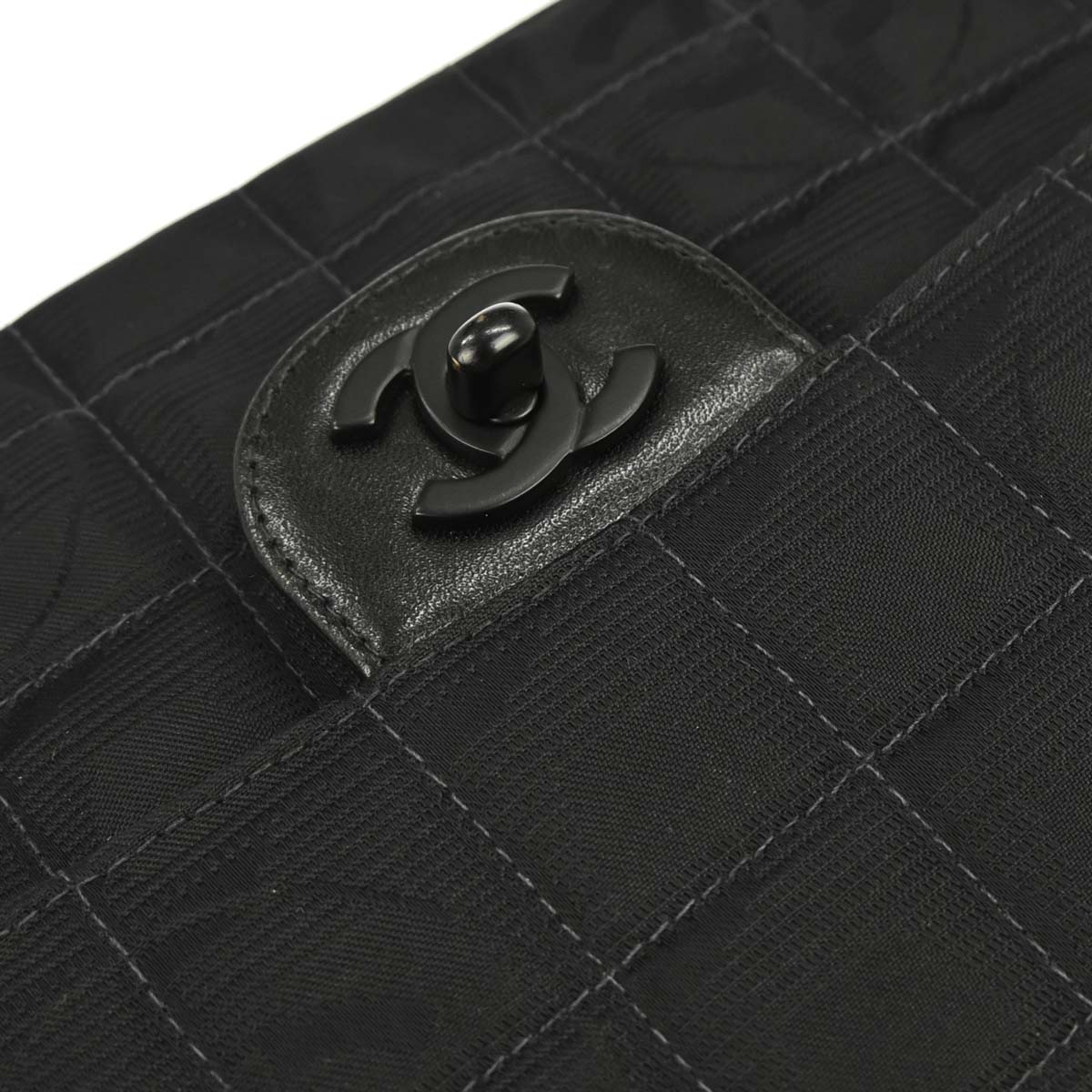 Chanel 2002-2003 Black Jacquard Nylon Travel Line Single Flap Medium Shoulder Bag