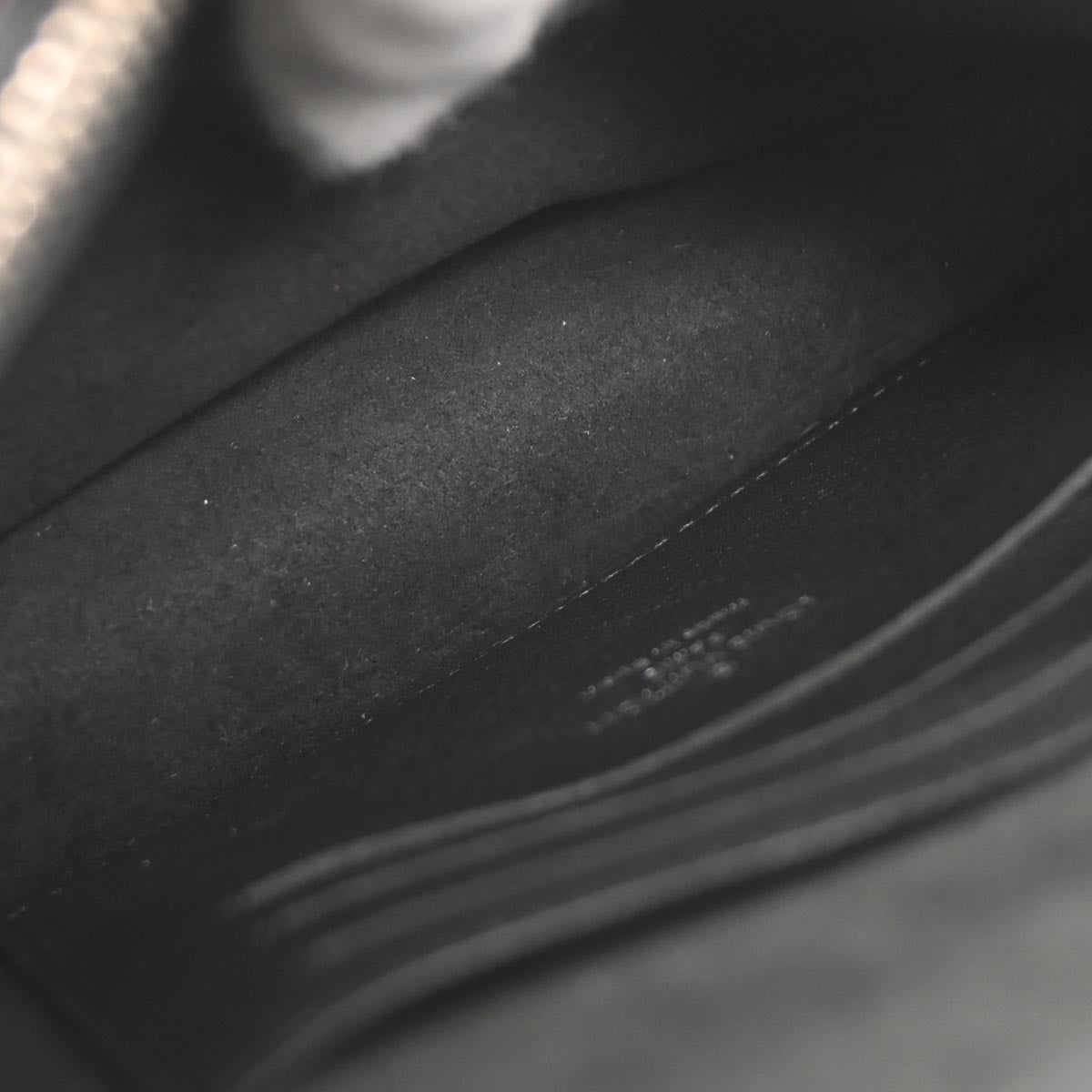 Louis Vuitton Black Pochette Lockme Shoulder Bag M63471