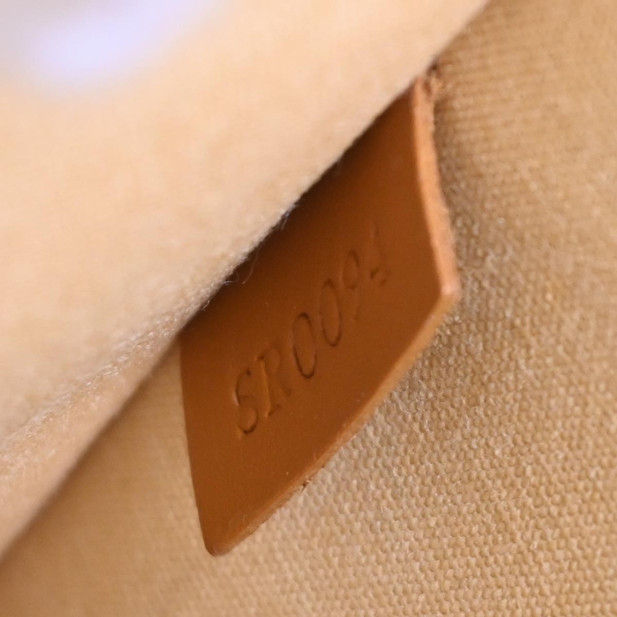 Louis Vuitton Beige Monogram Mini Lucille PM Handbag M92684