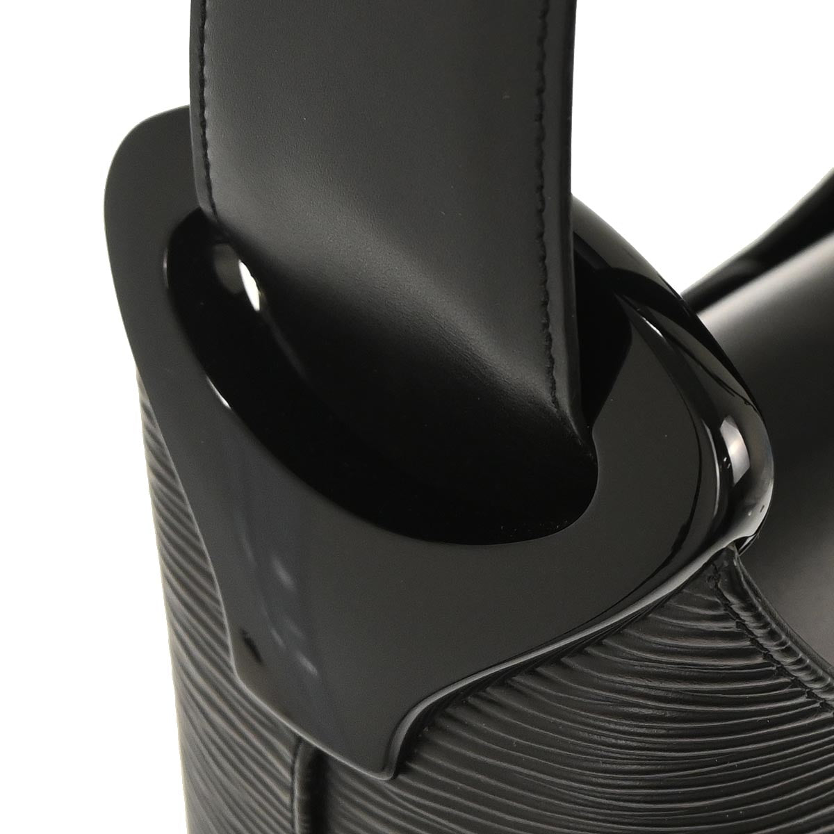 Louis Vuitton Black Epi Verseau Shoulder Bag M52812