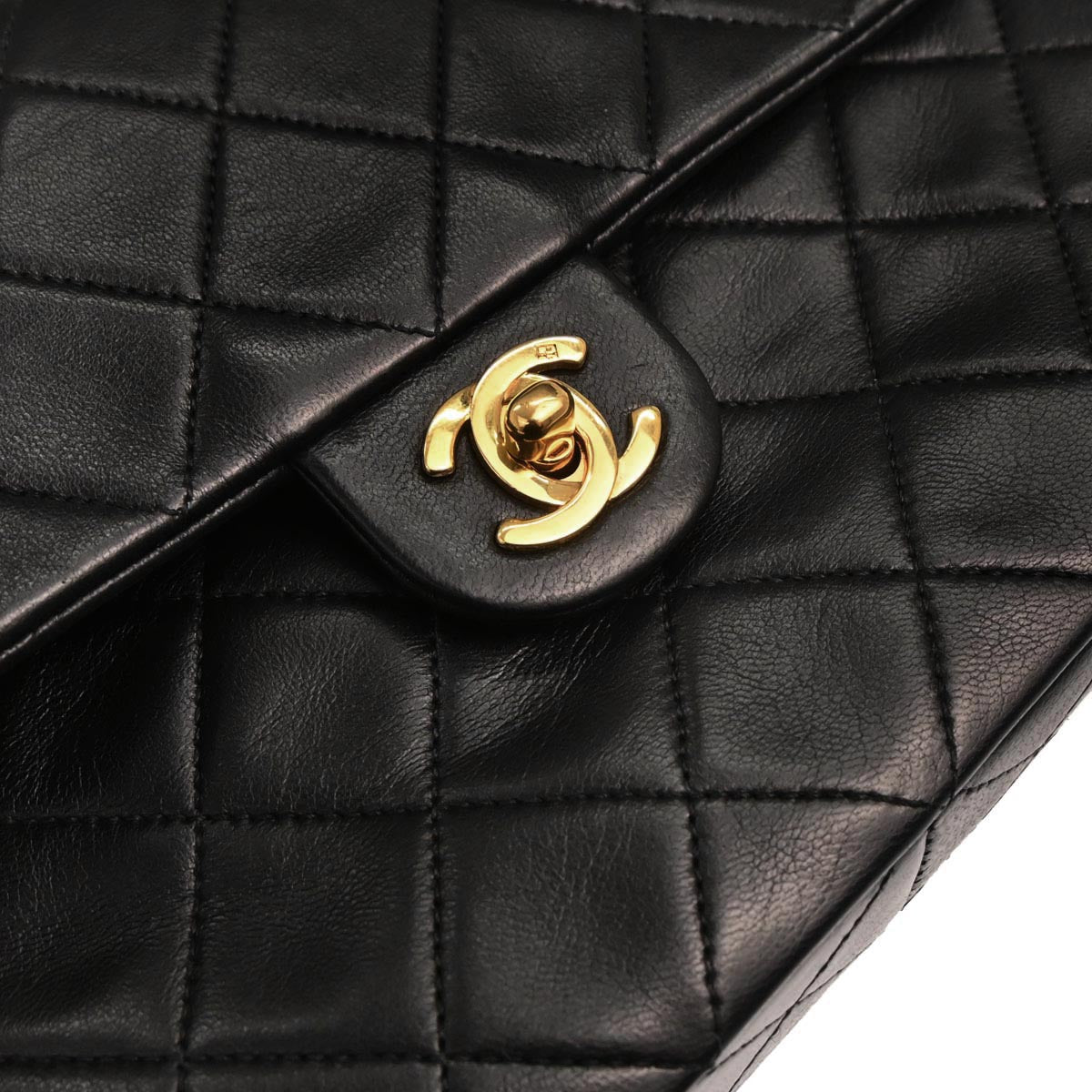 Chanel 1989-1991 Black Lambskin Classic Square Flap Shoulder Bag 20