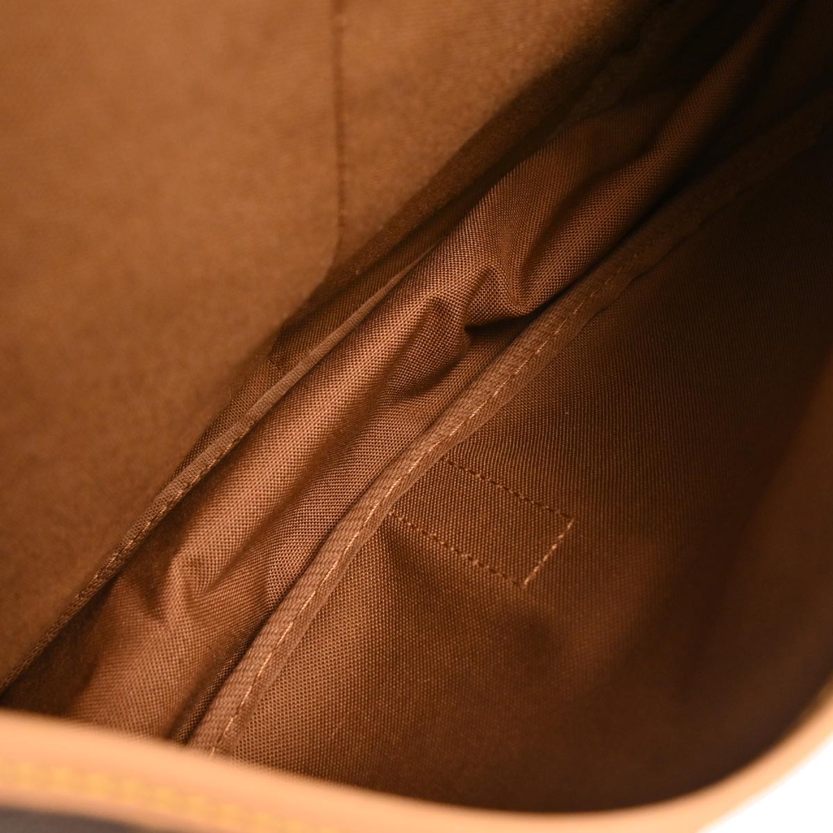 Louis Vuitton Monogram Saumur 35 Shoulder Bag M42254