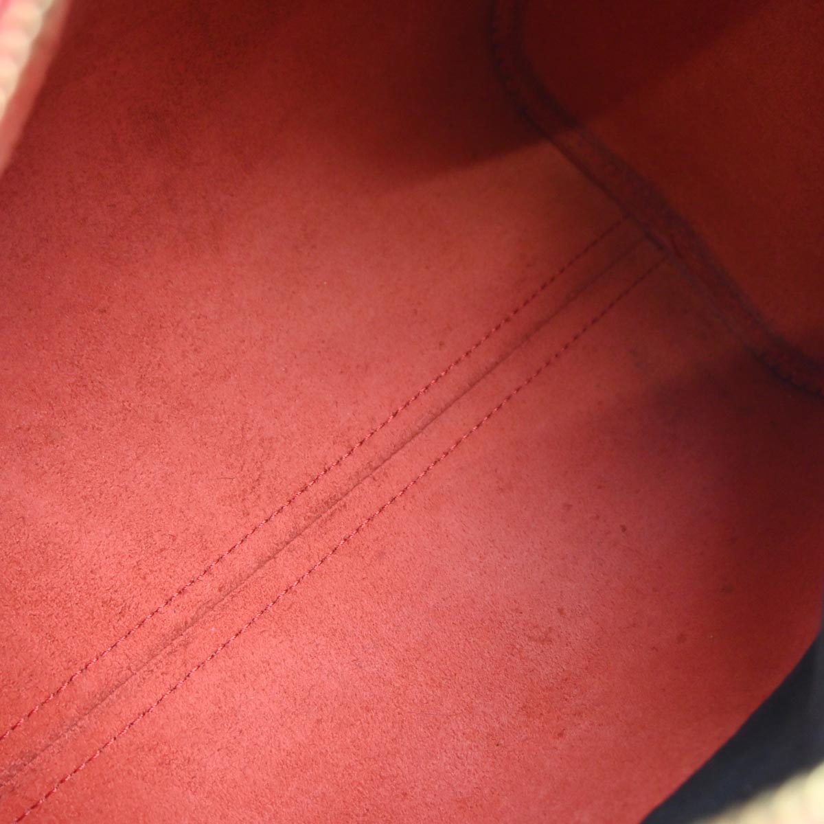 Louis Vuitton 1995 Red Epi Speedy 25 Handbag M43017