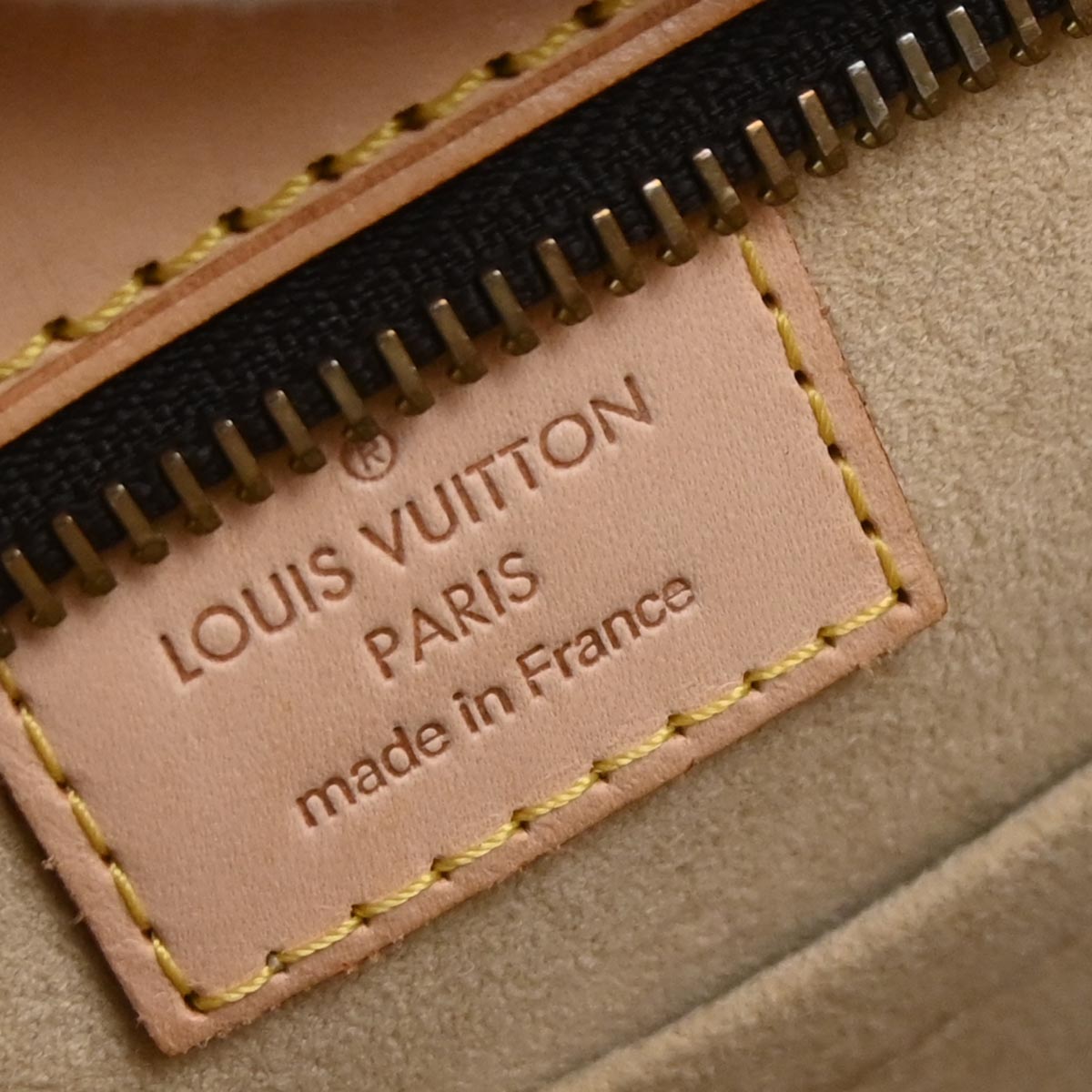 Louis Vuitton 2007 Monogram Hudson GM Shoulder Bag M40045