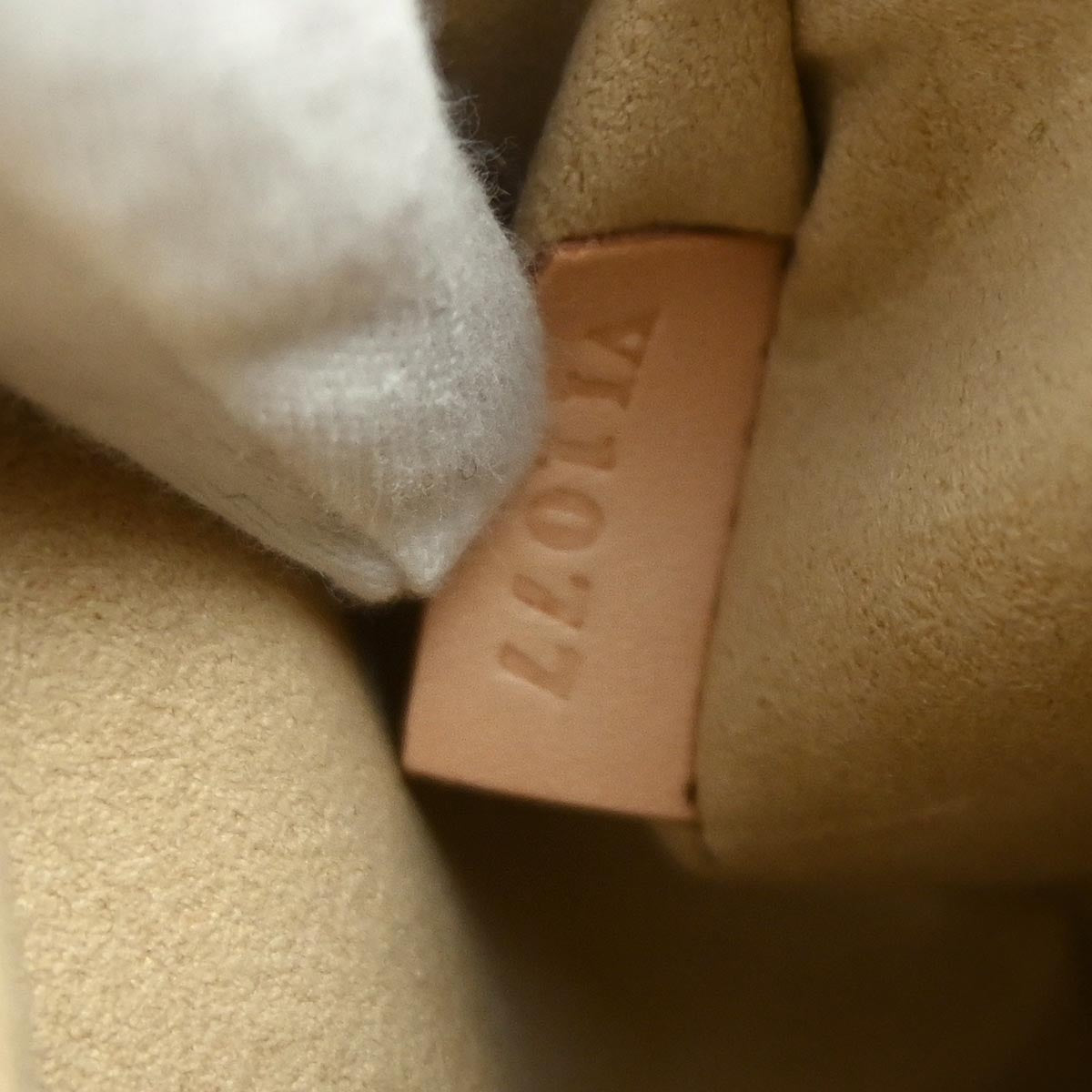 Louis Vuitton 2007 Monogram Hudson GM Shoulder Bag M40045