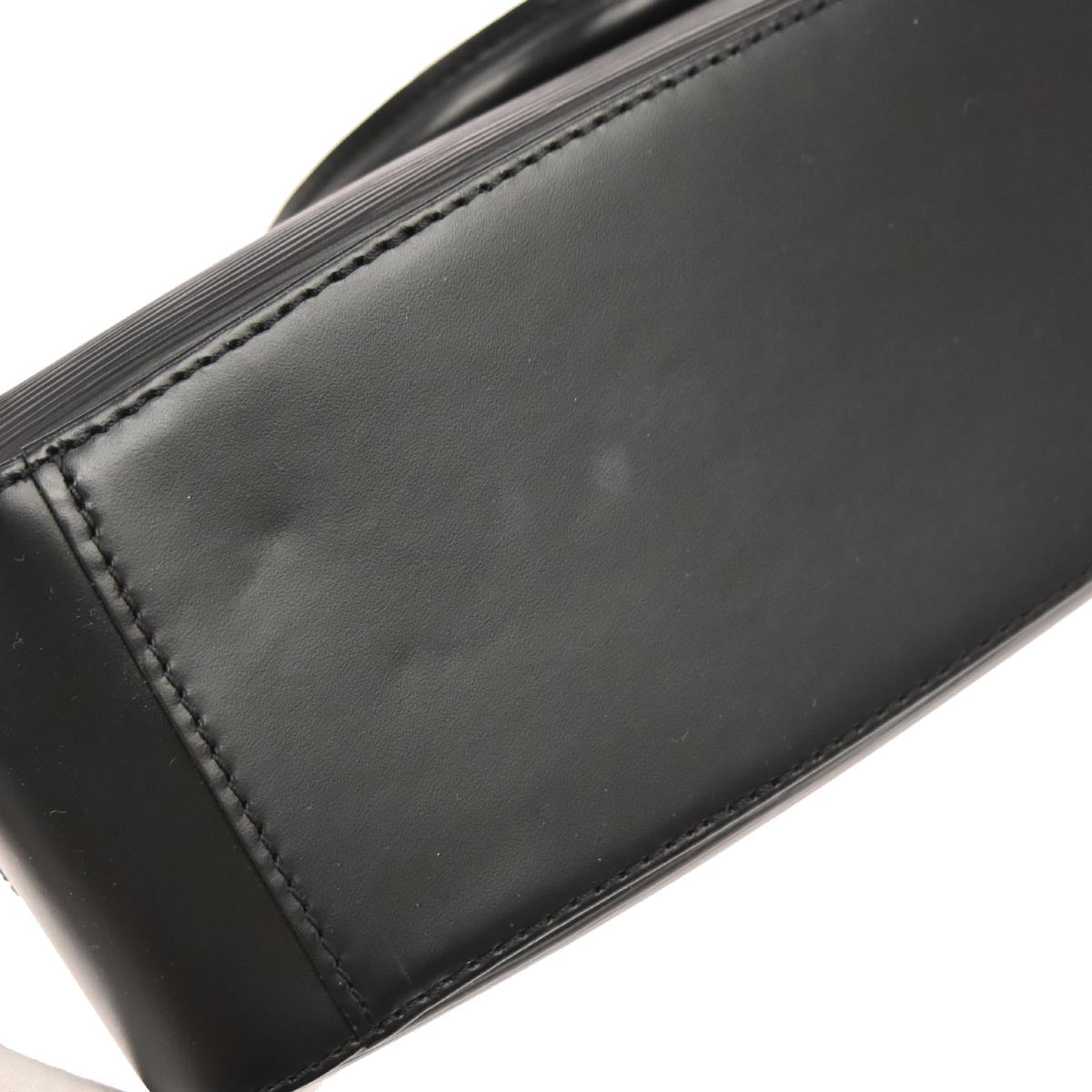 Louis Vuitton 2002 Black Epi Jasmine Handbag M52082