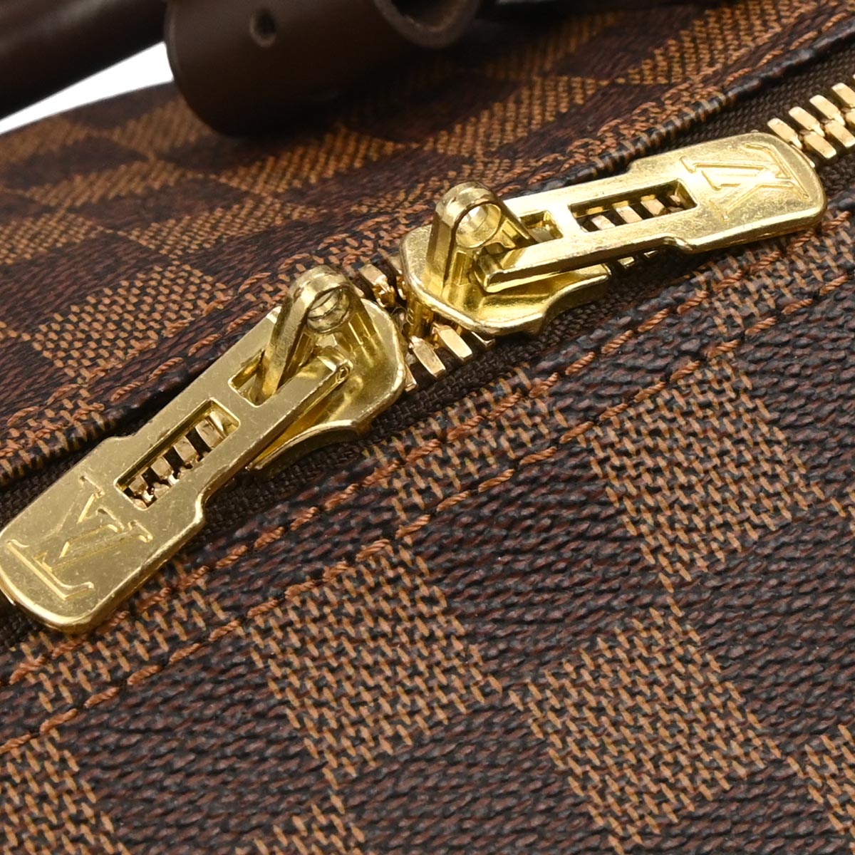 Louis Vuitton 2006 Damier Keepall Bandouliere 55 Duffle Bag N41414