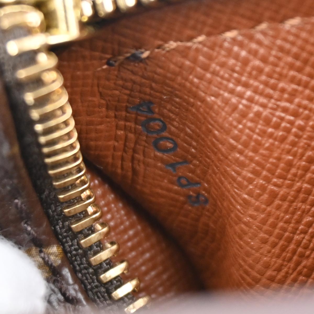 Louis Vuitton 2004 Monogram Papillon 30 Handbag M51385