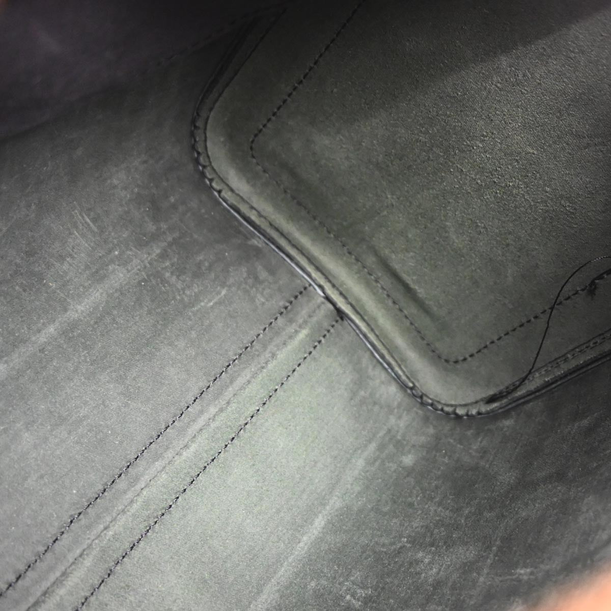 Louis Vuitton Black Epi Speedy 25 Handbag M43012