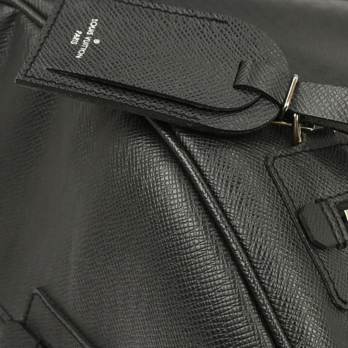 Louis Vuitton Black Taiga Stanislav Travel Handbag M31152