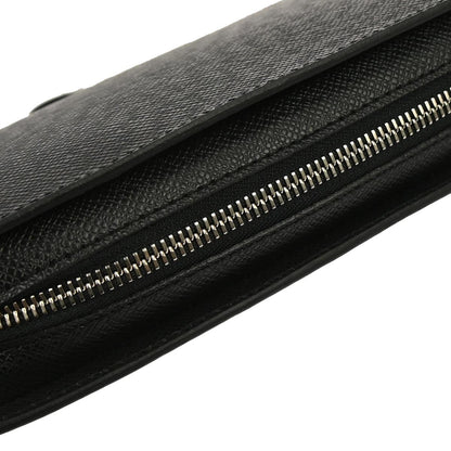 Louis Vuitton Black Taiga Baikal Clutch Handbag M30182