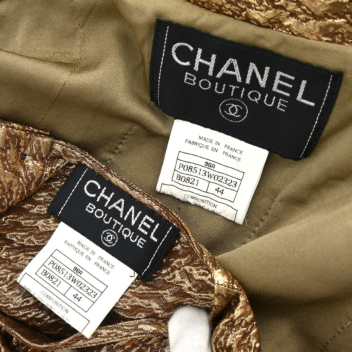 Chanel 1996 Set Tweed Jacket Sleeveless Top Brown Gold #44