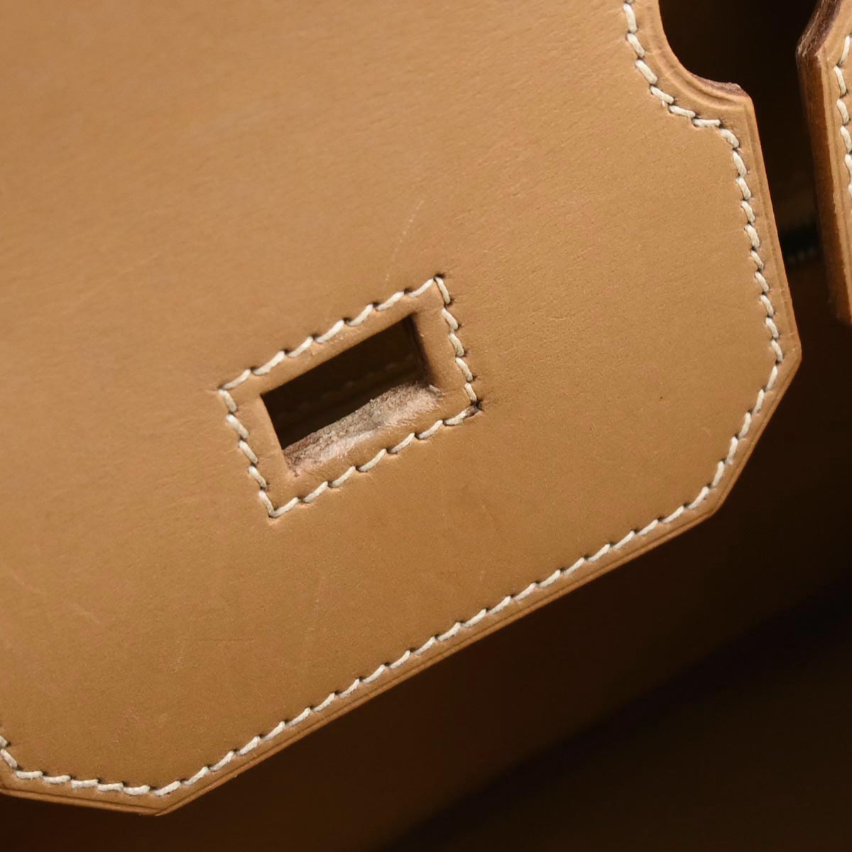 Hermes Natural Vache Haut a Courroies 32 Handbag